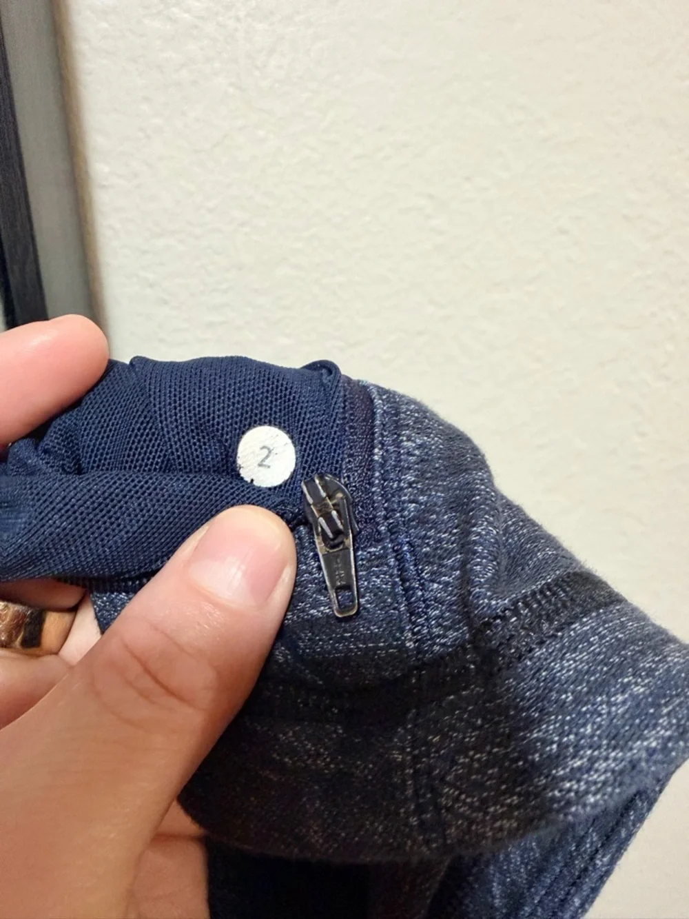 Lululemon Forme Jacket Reversible Slub Denim Inkwell size 2 luon material